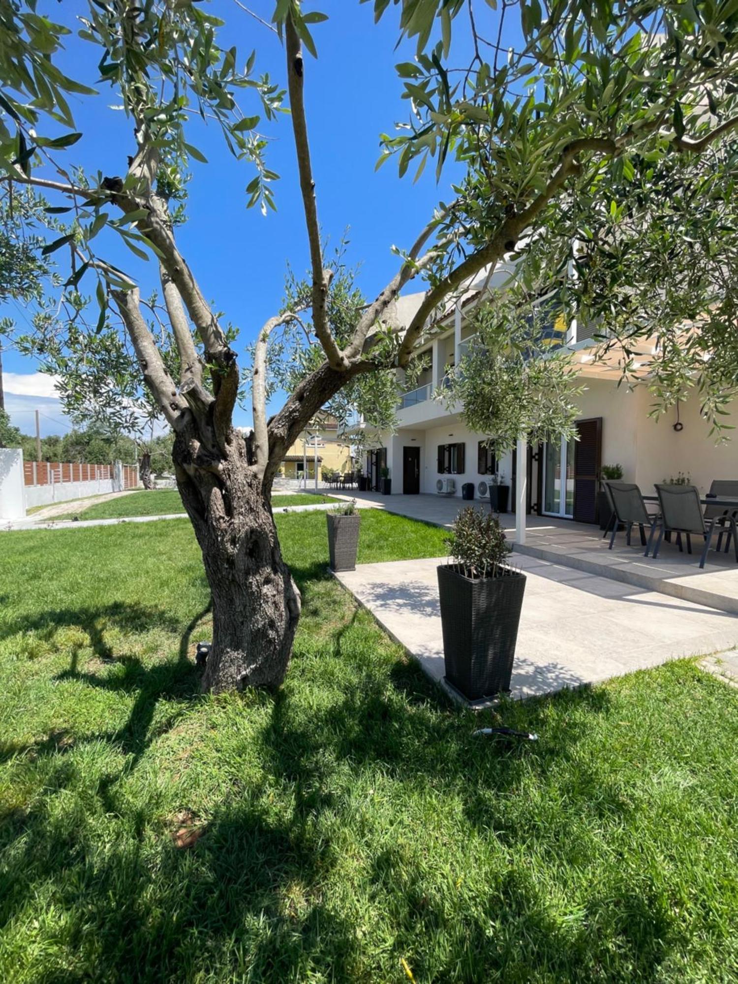 Villa Rodelia Roda  Exterior photo